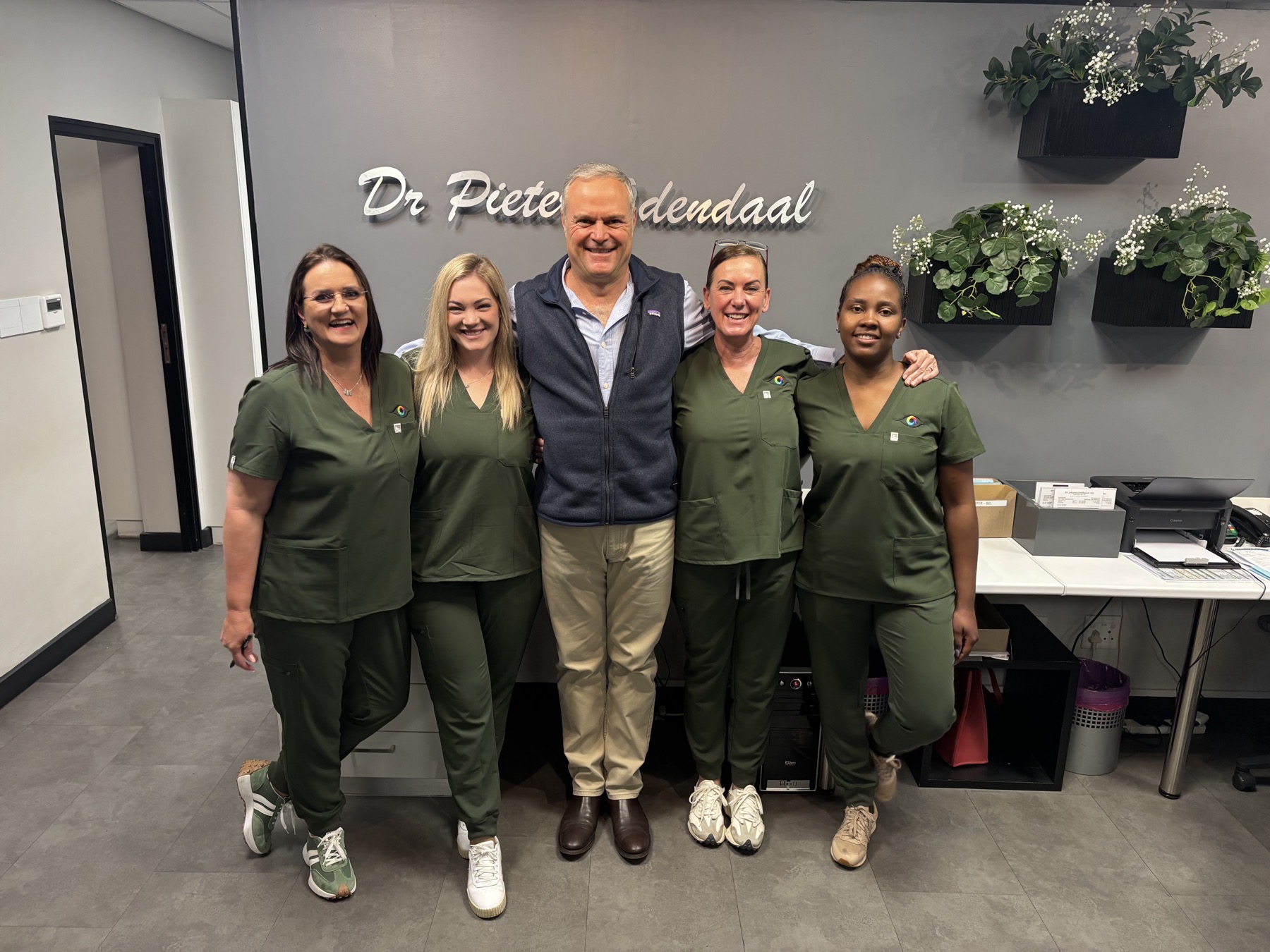 Dr Pieter Odendaal with the practice team at the rooms